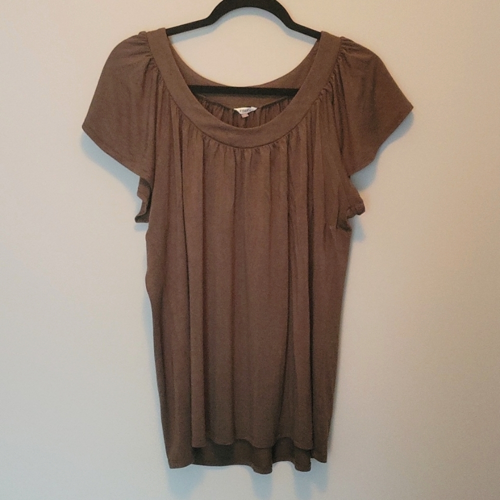 Fossil flowy top